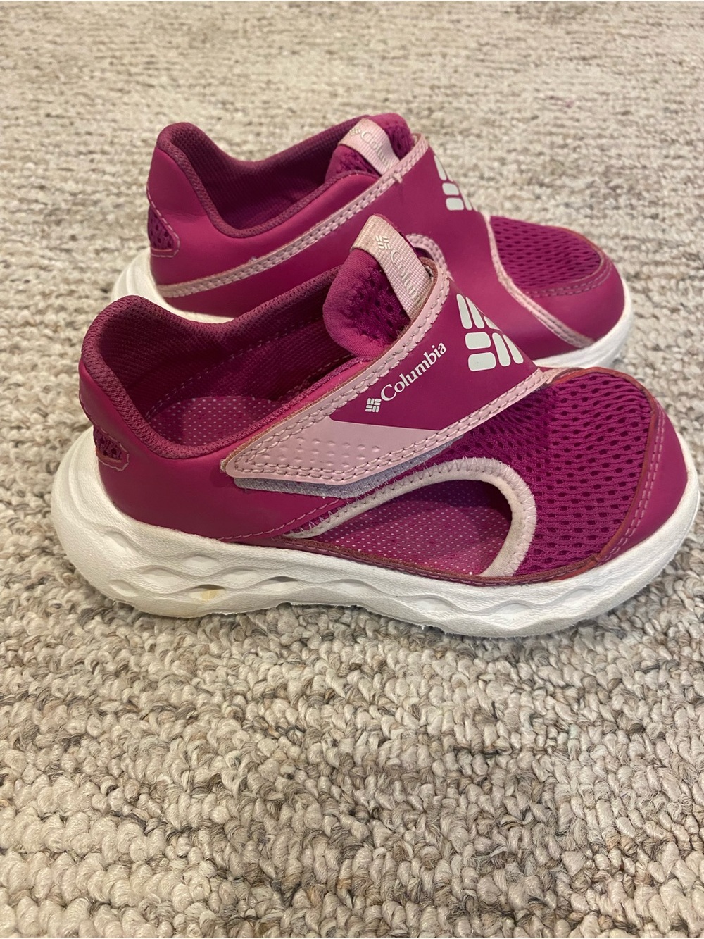 Columbia Kids Athletic Slip-On Sneakers in Raspberry and Light Pink
